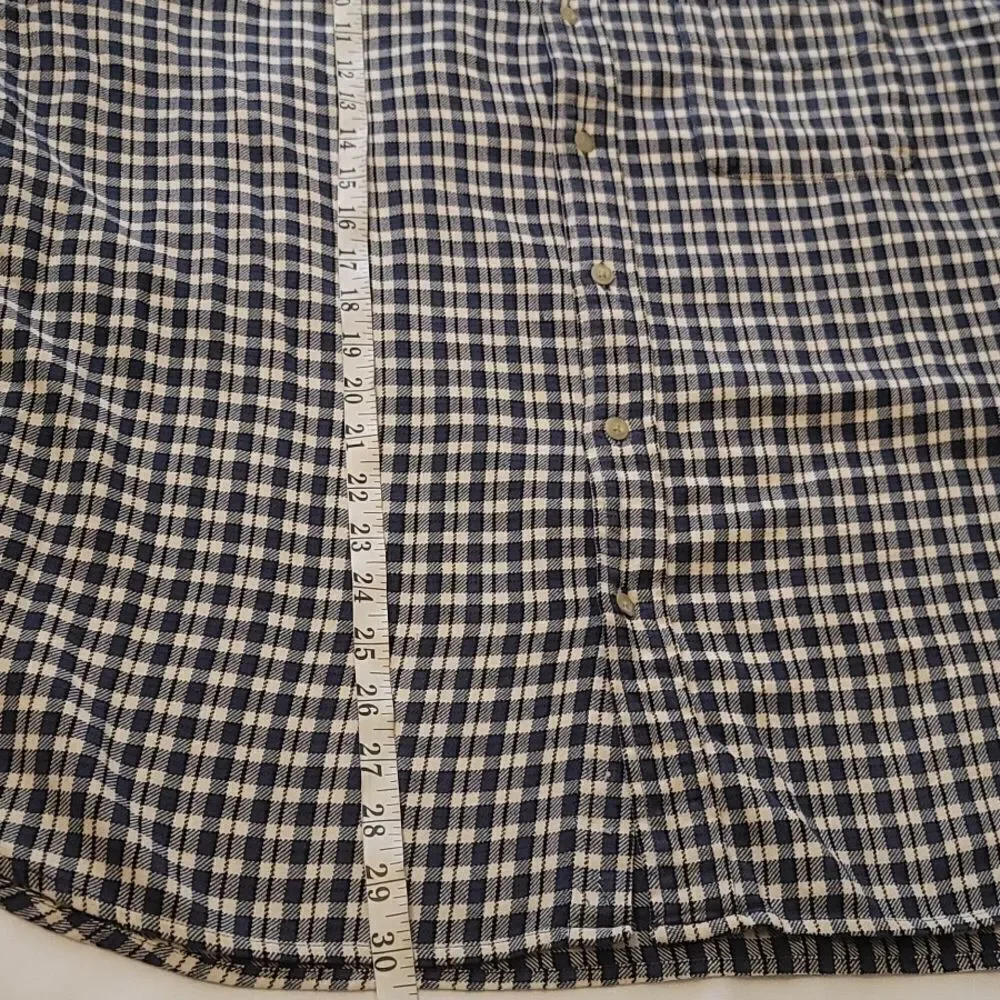 J. Crew mens plaid shirt size large.‎